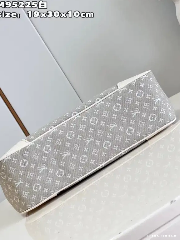 Official oldcobbler LOUIS VUITTON BOULOGNE 0520